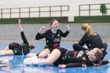 Bild 17 - wBJ TSV Ellerbek - TSV Uetersen : Ergebnis: 15:10